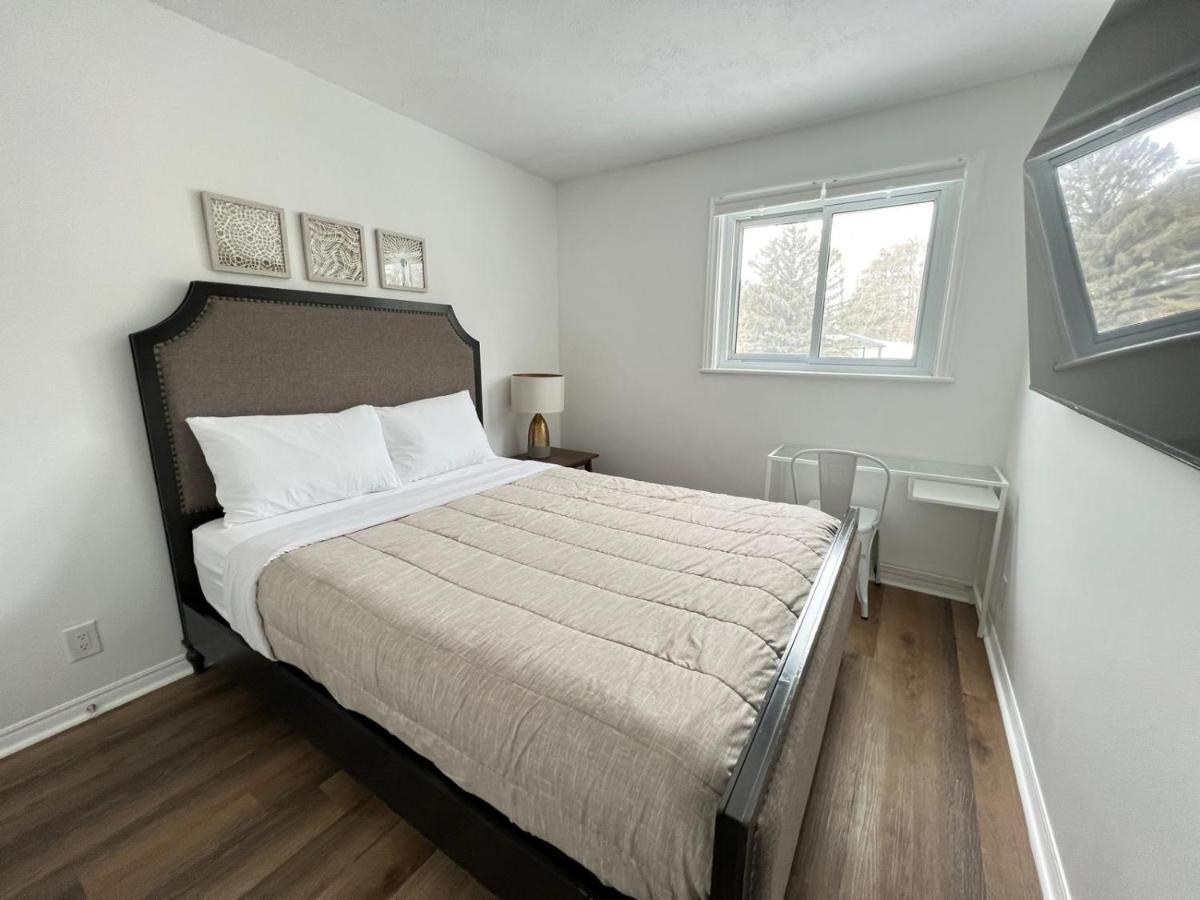 Letitia Heights !C Quiet And Modern Private Bedroom With Shared Bathroom Barrie Eksteriør billede